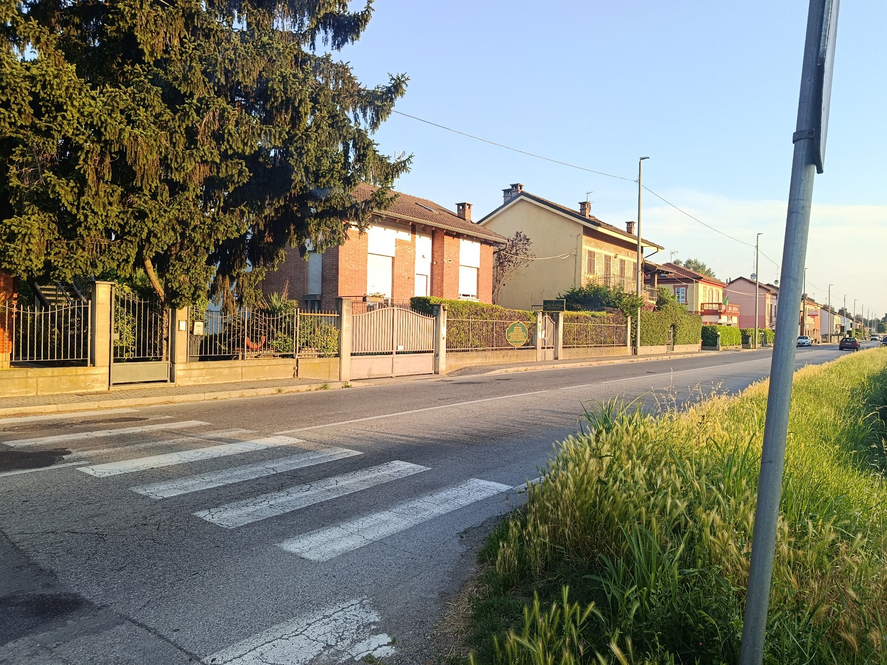 Vista dalla strada della sede Cerimonie Funebri San Pietro